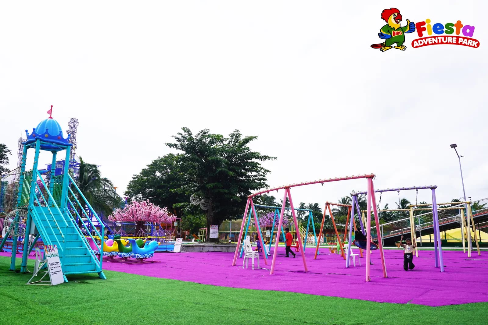 Swing Lawn